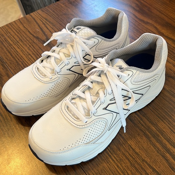 New in box: NEW BALANCE MW840 men’s walking shoe size 13D. ABZORB. Leather upper - Picture 2 of 12